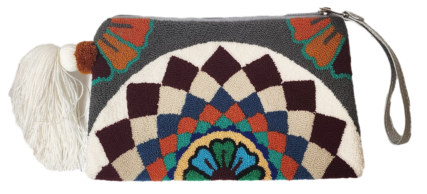 Emily Handmade Wayuu Punch-needle Clutch - Wuitusu