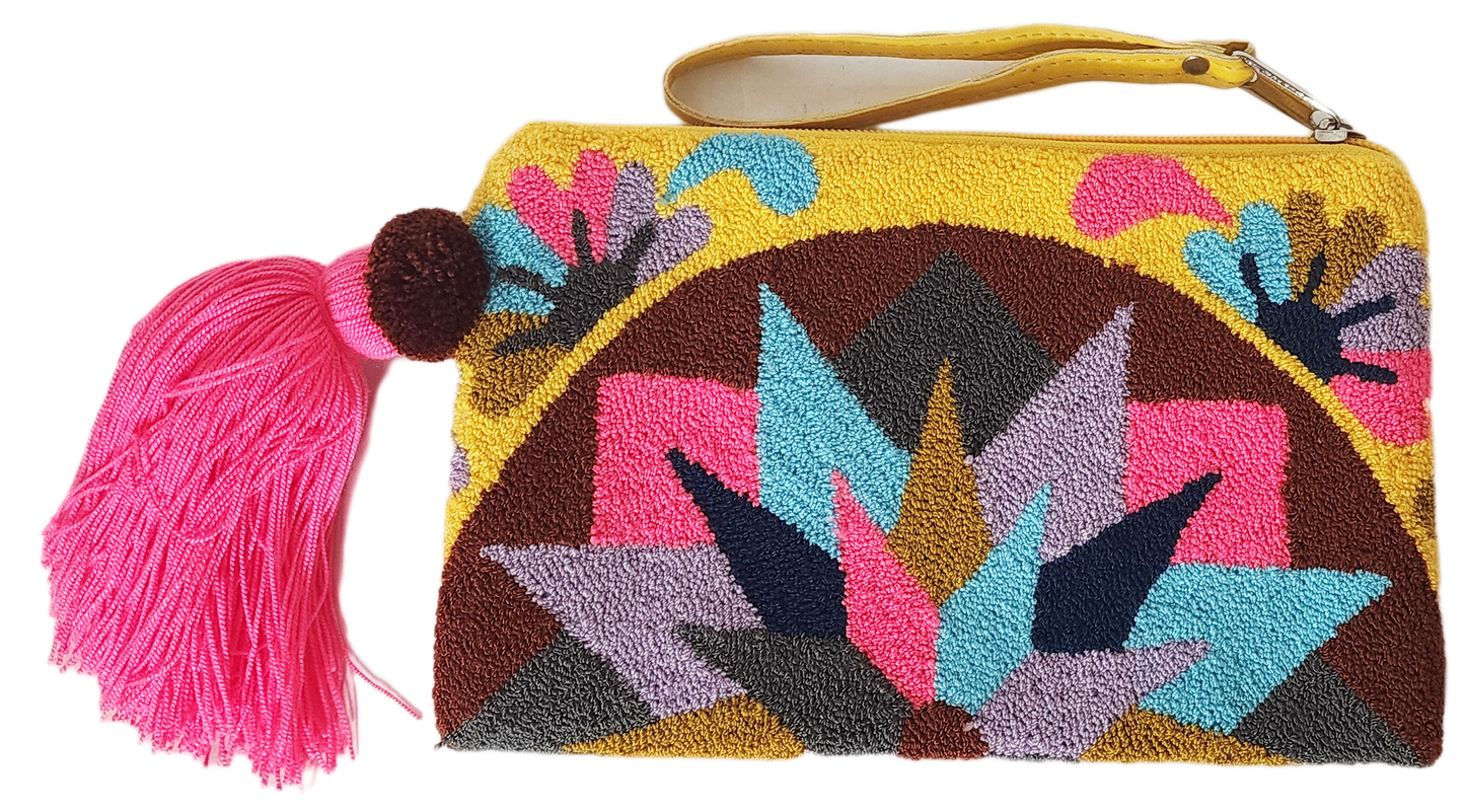 Penelope Handmade Wayuu Punch-needle Clutch - Wuitusu