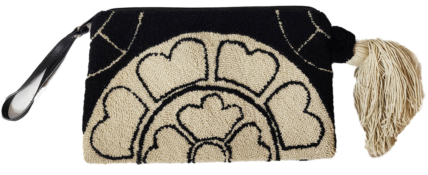 Aurelia Handmade Wayuu Punch-needle Clutch - Wuitusu