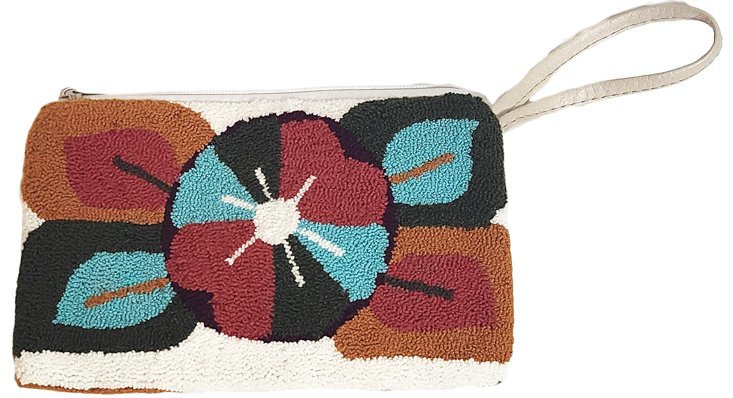 Sierra Handmade Wayuu Punch-Needle Clutch - Wuitusu