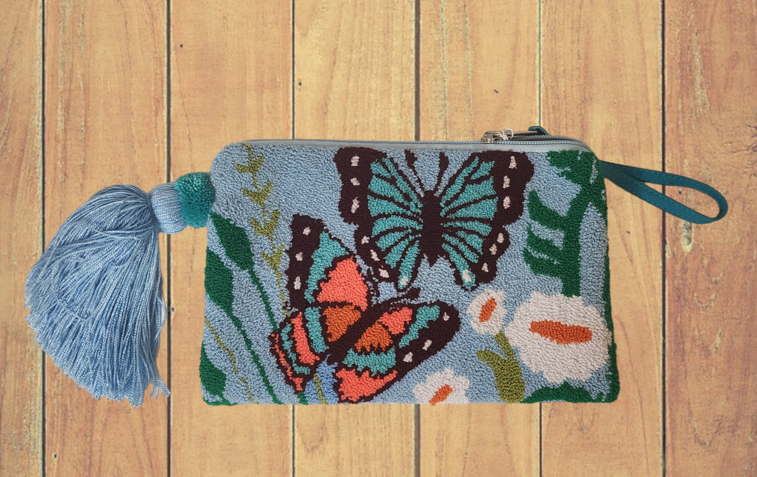 1 Kylee Handmade Wayuu Punch-needle Clutch - Wuitusu