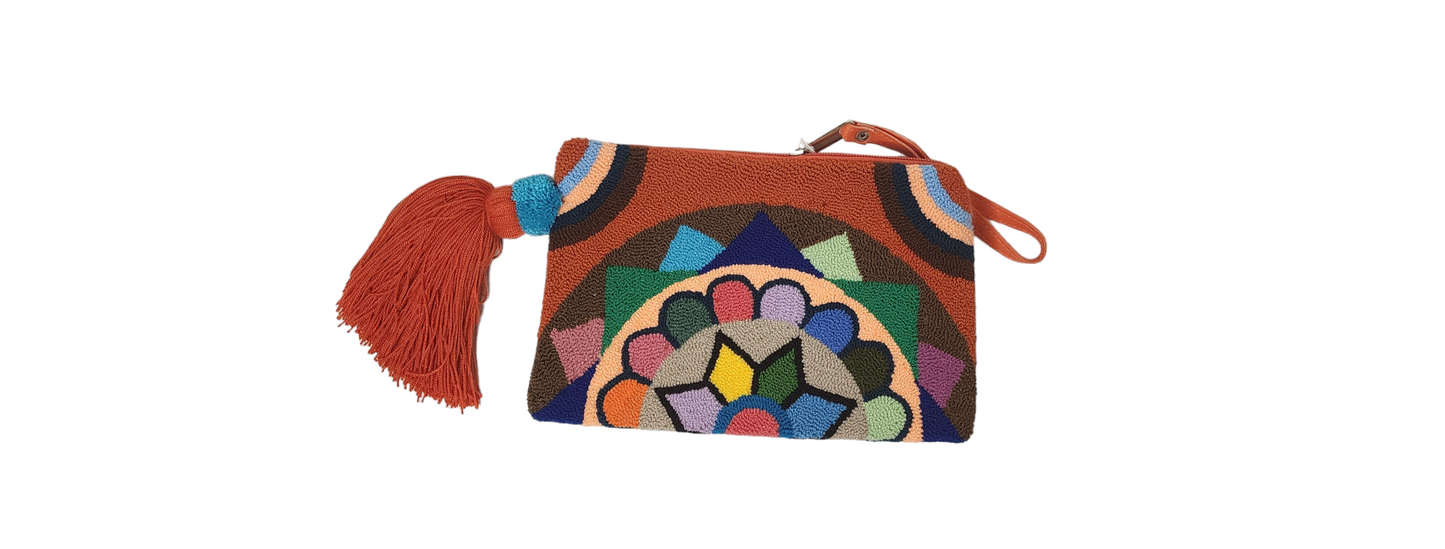 Salem Handmade Wayuu Punch-needle Clutch - Wuitusu