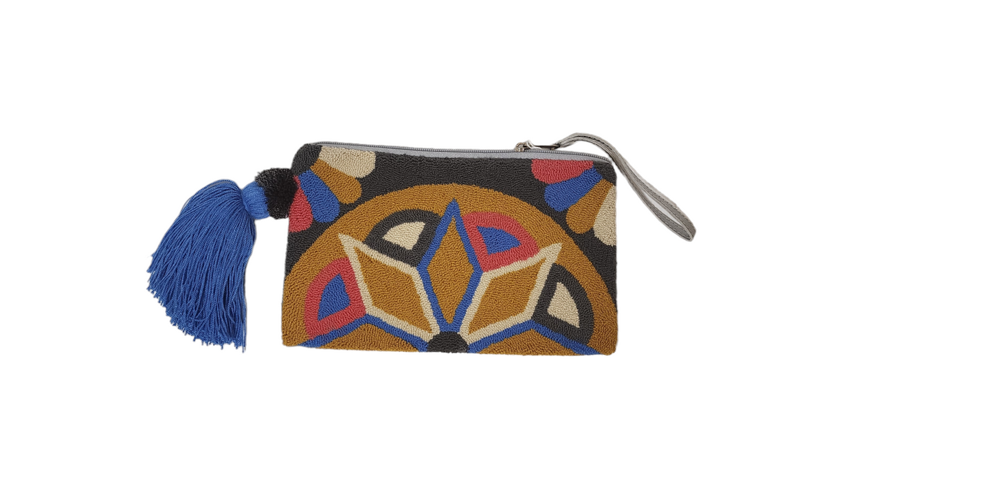Grace Handmade Wayuu Punch-needle Clutch - Wuitusu