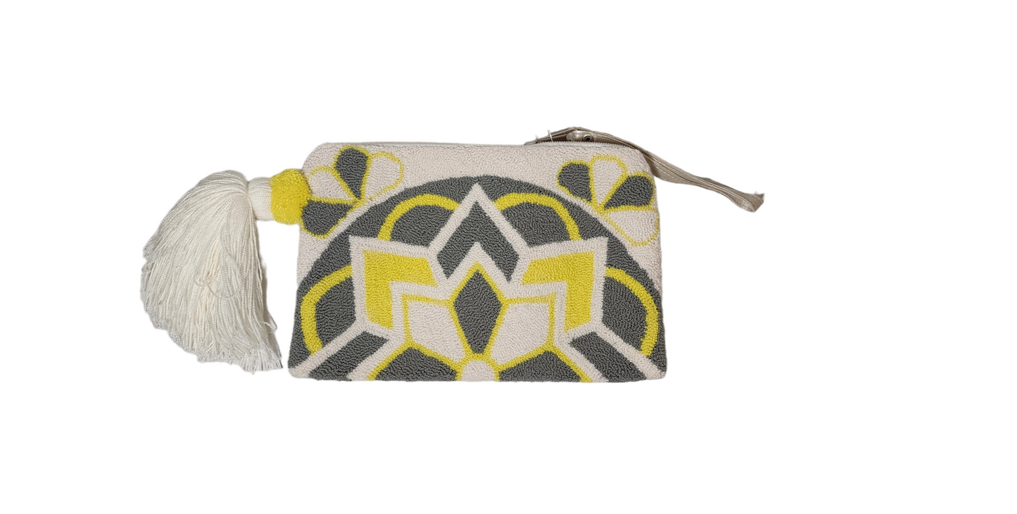 Eleanor Handmade Wayuu Punch-needle Clutch - Wuitusu