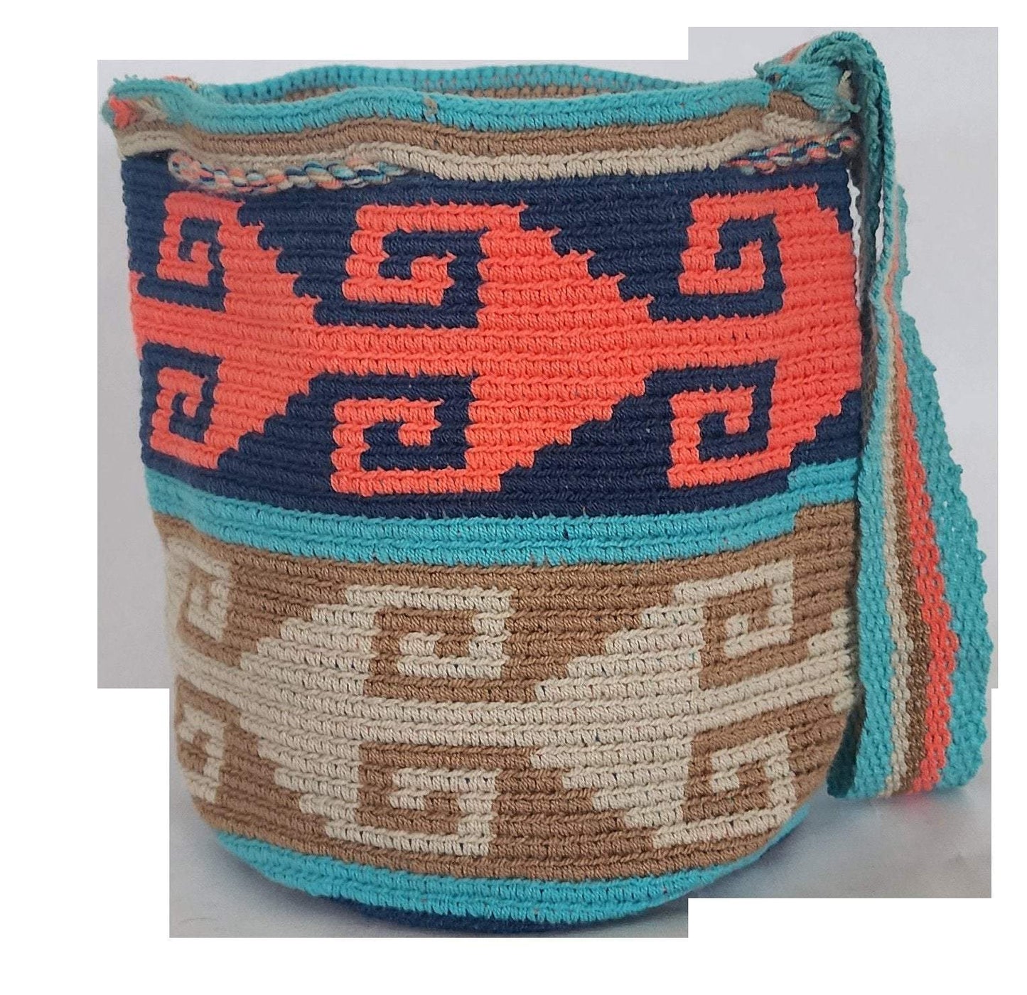 Bohemian crossbody Wayuu bag, handmade with traditional designs