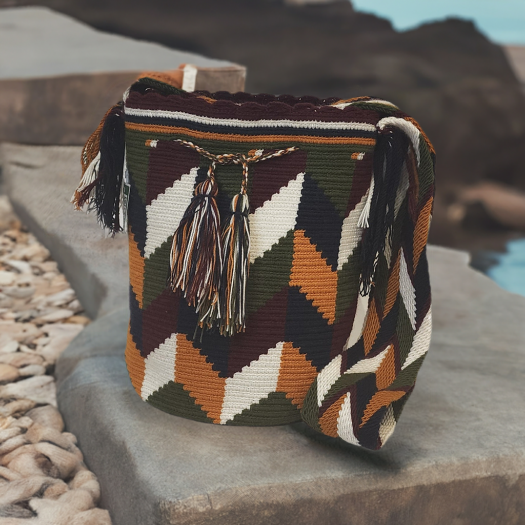 Denver Large Handmade Crochet Wayuu Mochila Bag - Wuitusu