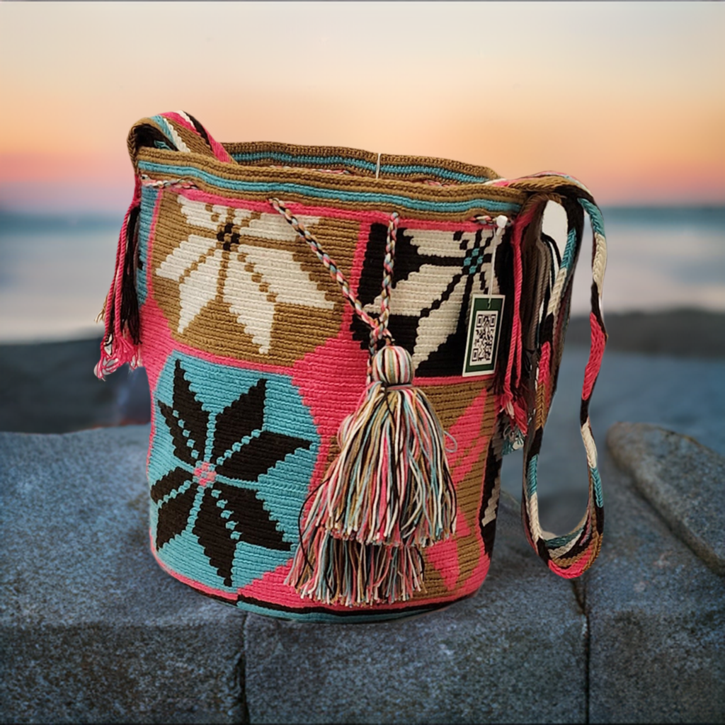 Alicia Large Handmade Crochet Wayuu Mochila Bag - Wuitusu