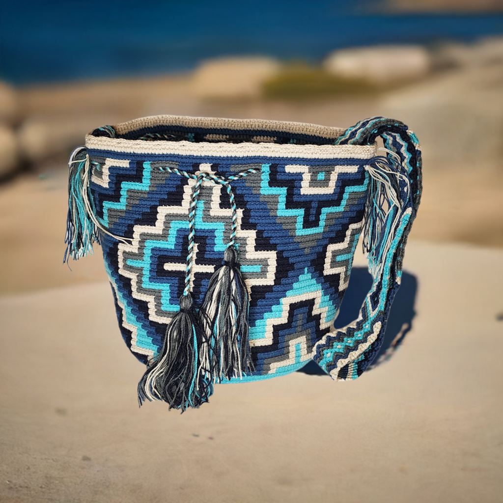 Brynlee Medium Handmade Crochet Handbag - Wuitusu