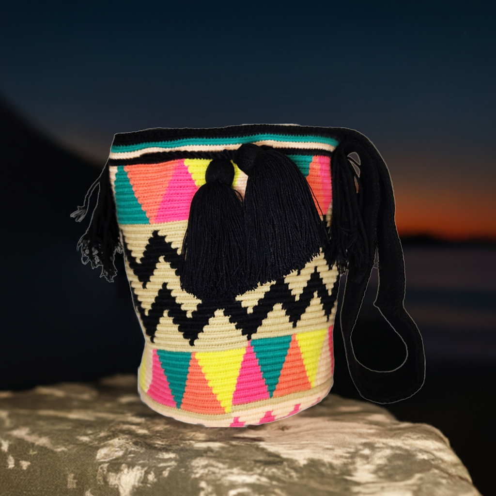 Kinsley Large Handmade Crochet Wayuu Mochila Bag - Wuitusu