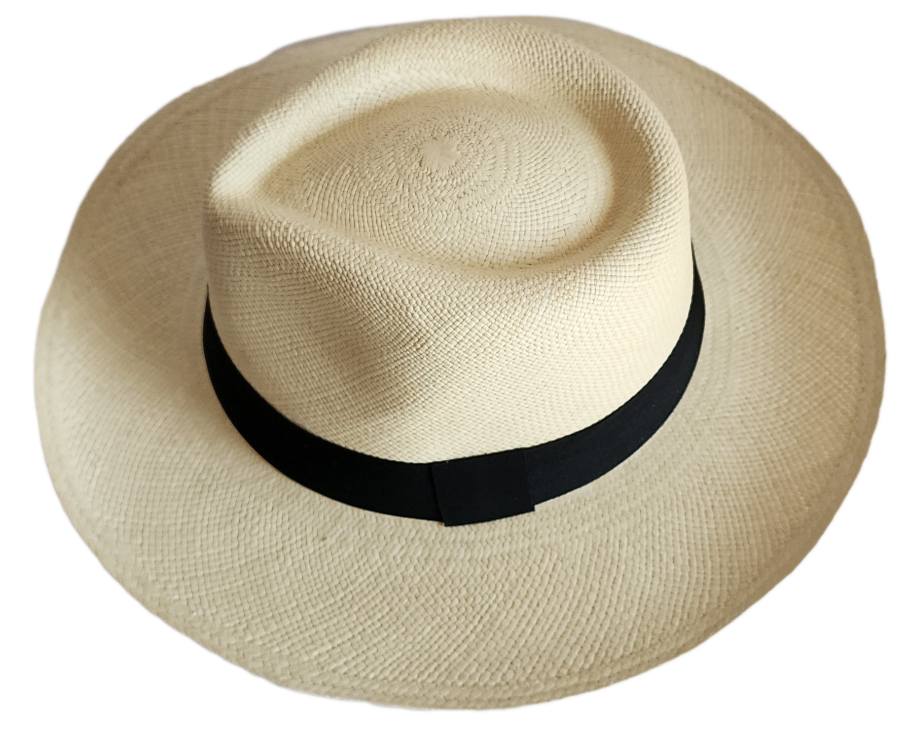 Elegant bohemian straw hat made in Ecuador for sunny days.