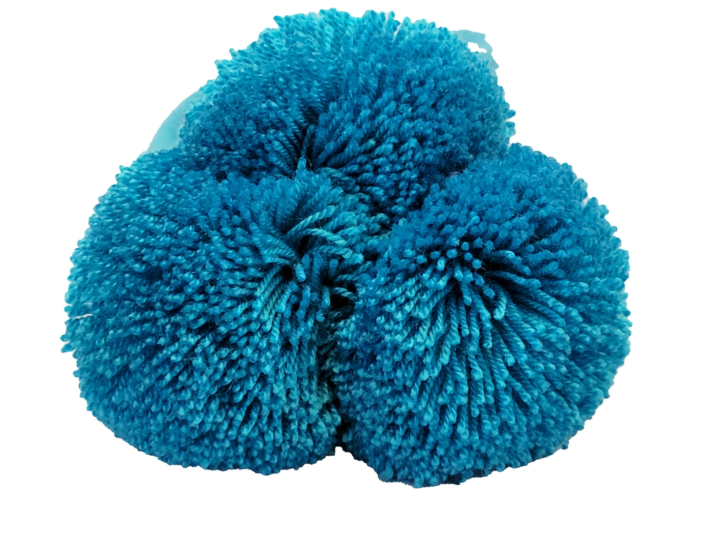 "Colorful handmade Wuitusu straw hat adorned with customizable pompoms, showcasing artisan craftsmanship and fair trade commi