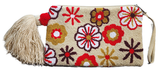 Ivory Handmade Wayuu Punch-needle Clutch - Wuitusu