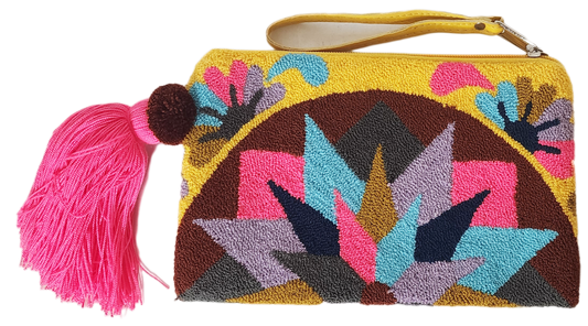 Penelope Handmade Wayuu Punch-needle Clutch - Wuitusu