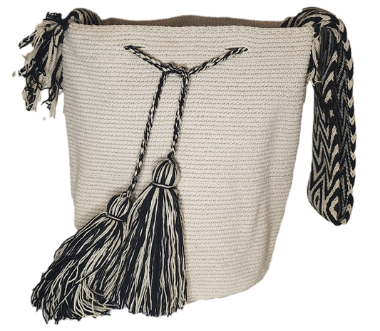 Gemma Unicolor Large Handmade Wayuu Mochila Bag