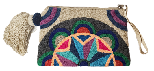 Elizabeth Handmade Wayuu Punch-needle Clutch - Wuitusu