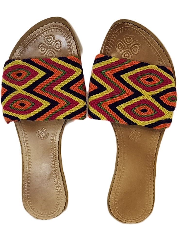 1 Dalary Wayuu Sandal (Size 5.5) - Wuitusu