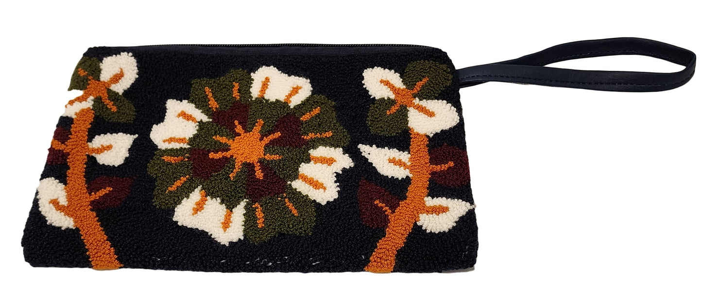 Gemma Handmade Wayuu Punch-needle Clutch - Wuitusu