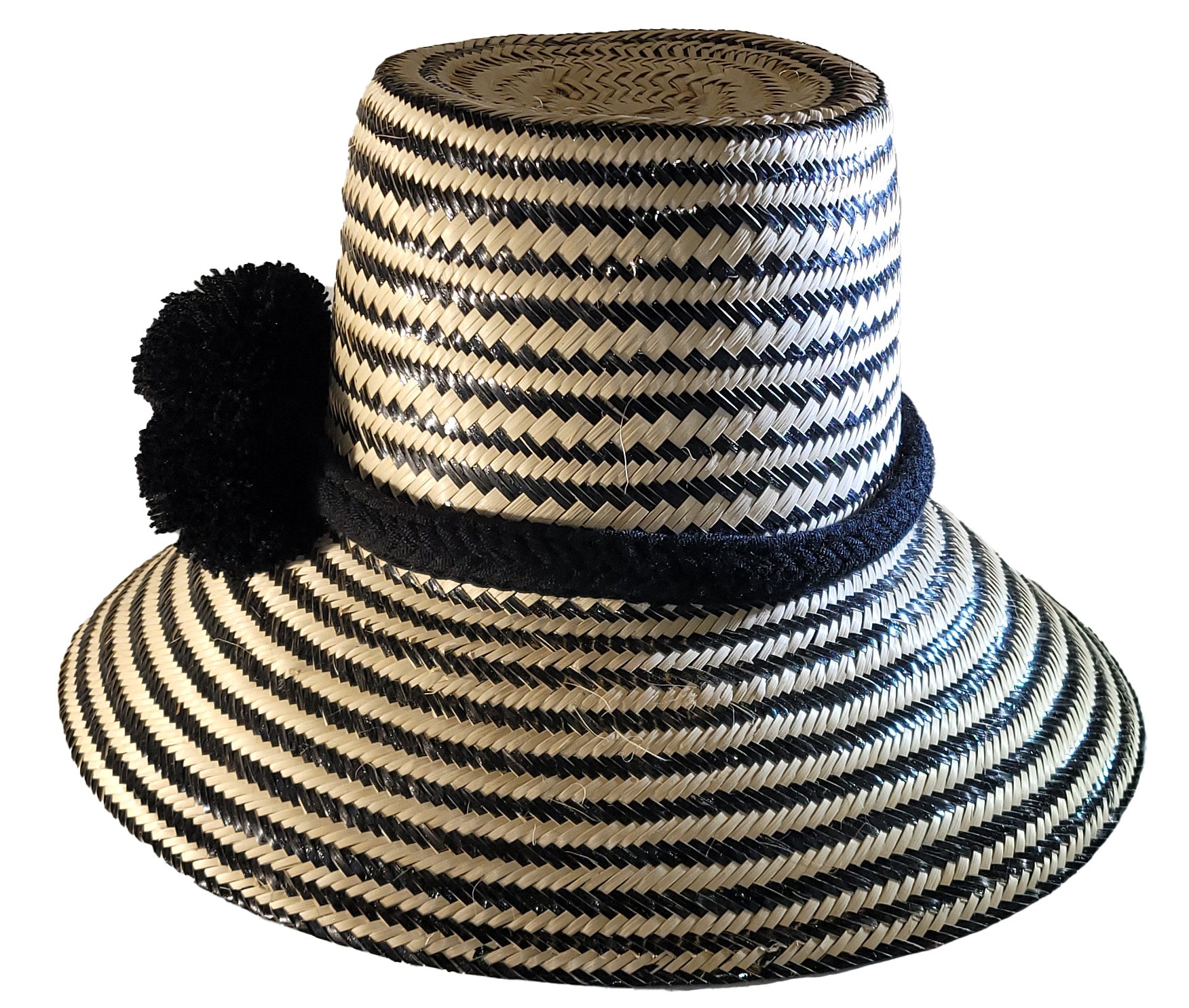 Anastasia  Handmade Wayuu Hat - Wuitusu- side