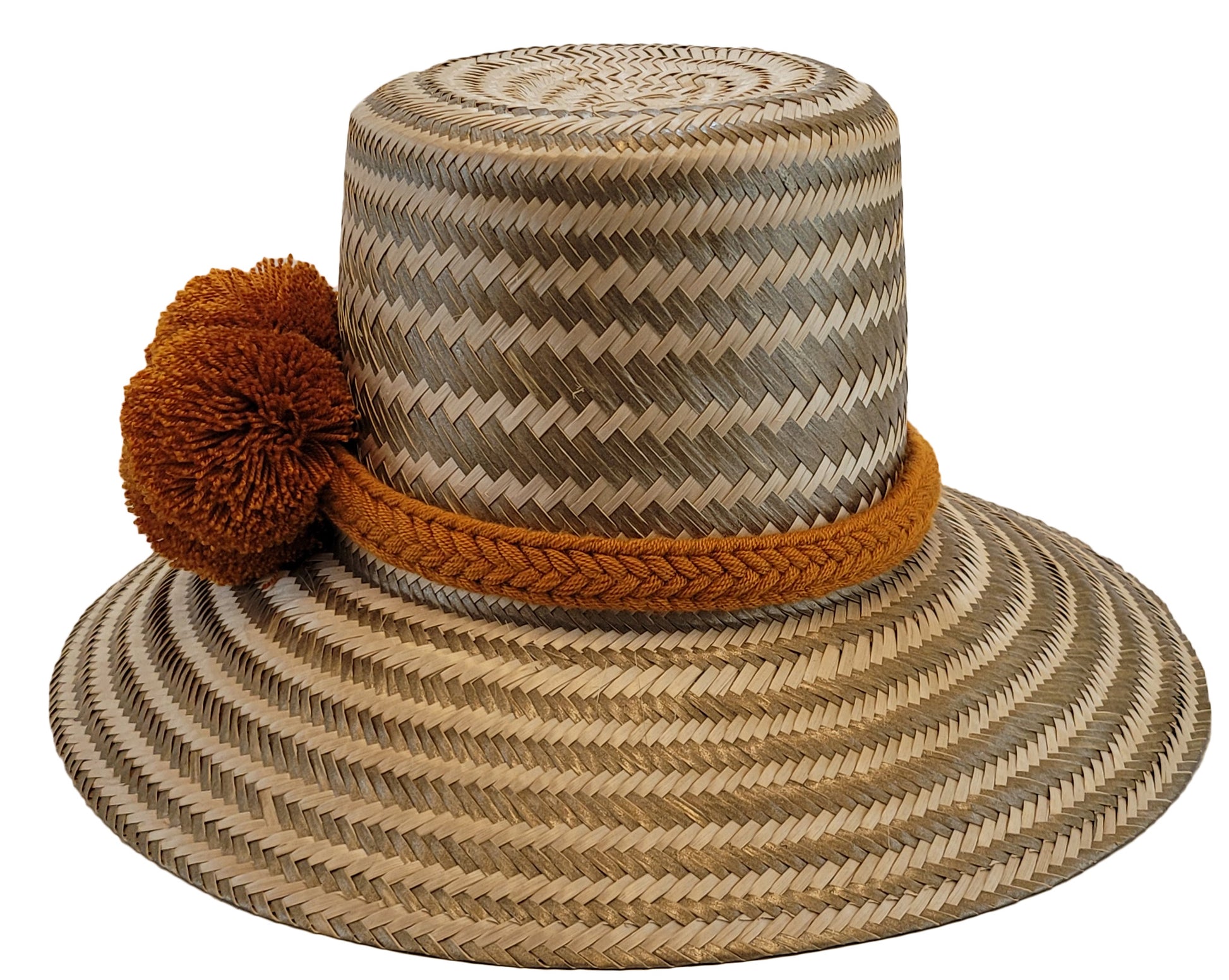 nevaeh handmade wayuu hat side view