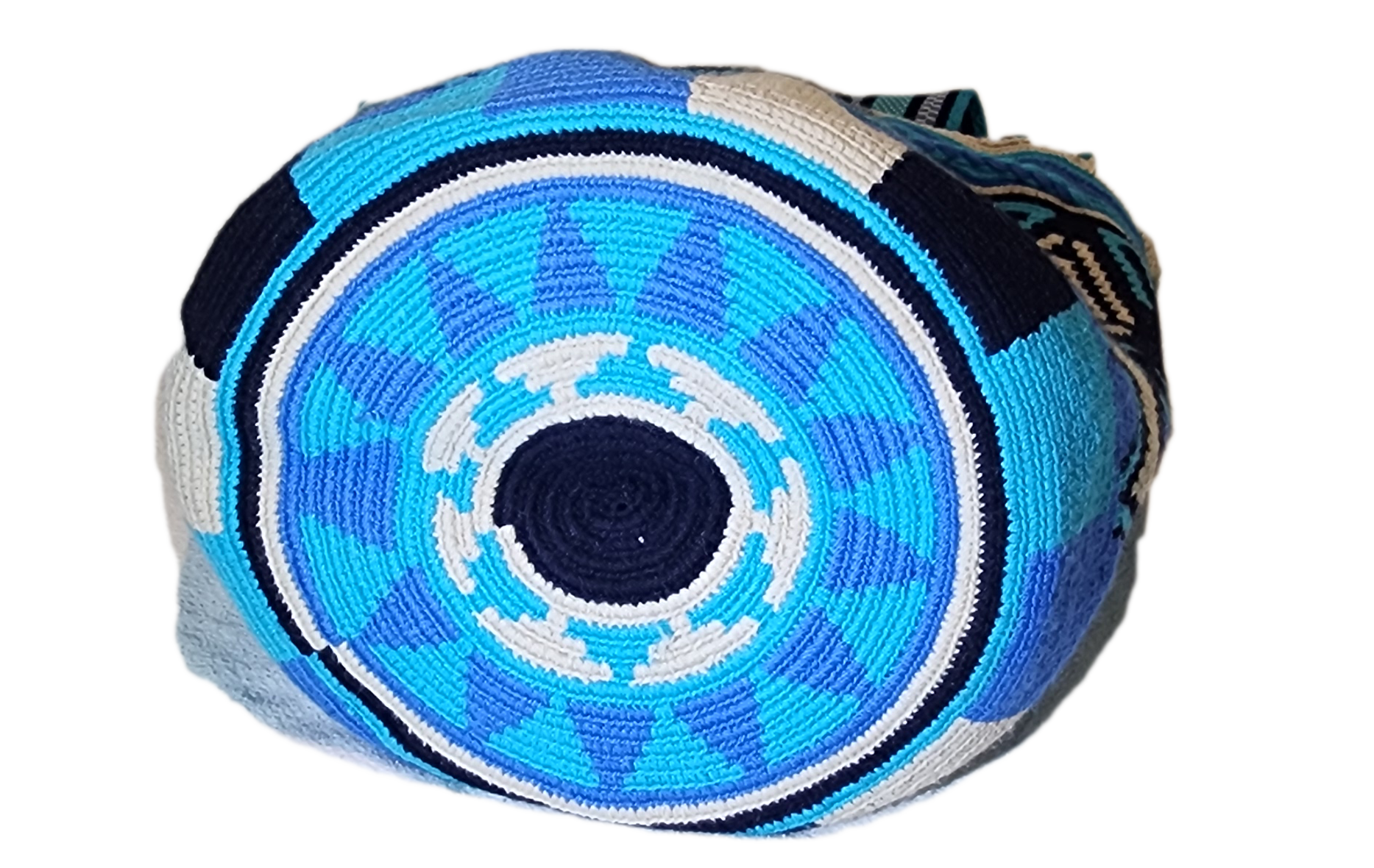 Artisan Wayuu crochet bag with blue diamond motifs and soft woven strap.