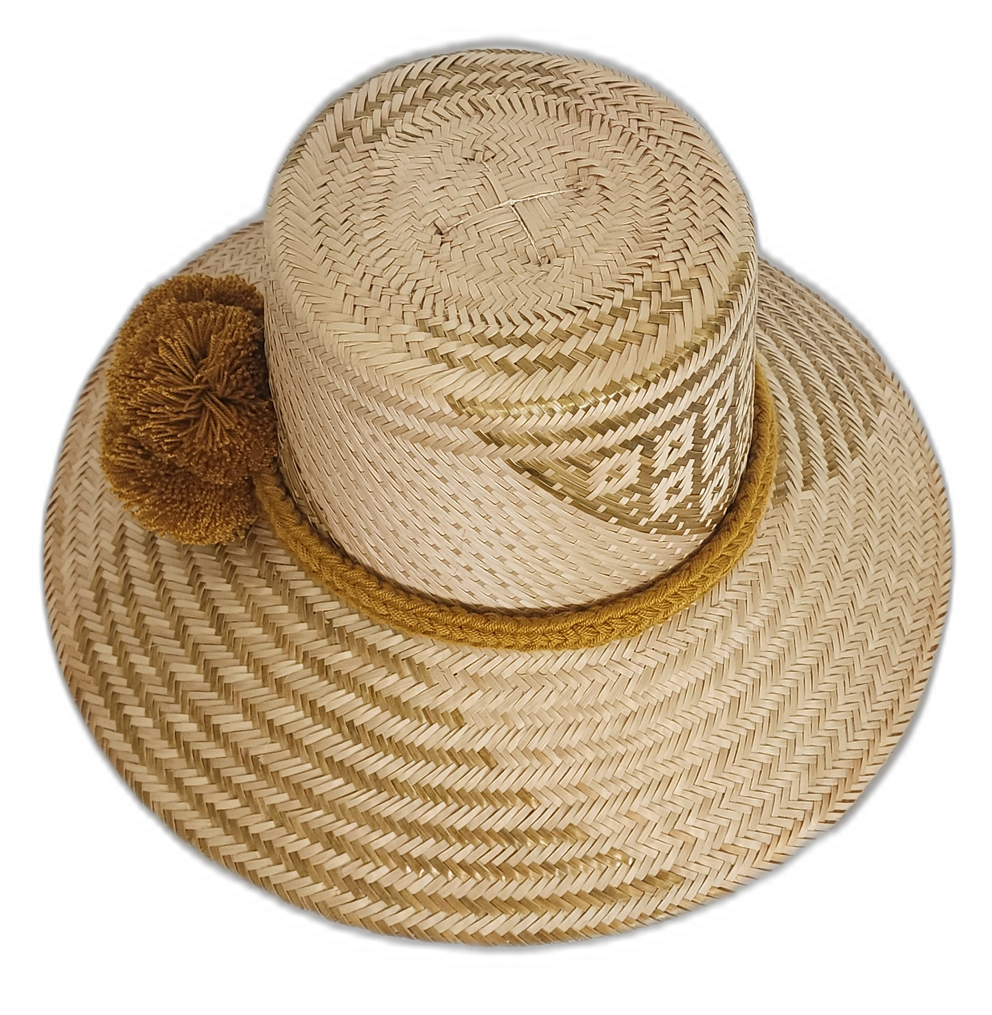 Minimalist Wayuu hat featuring natural weave and earthy brown details