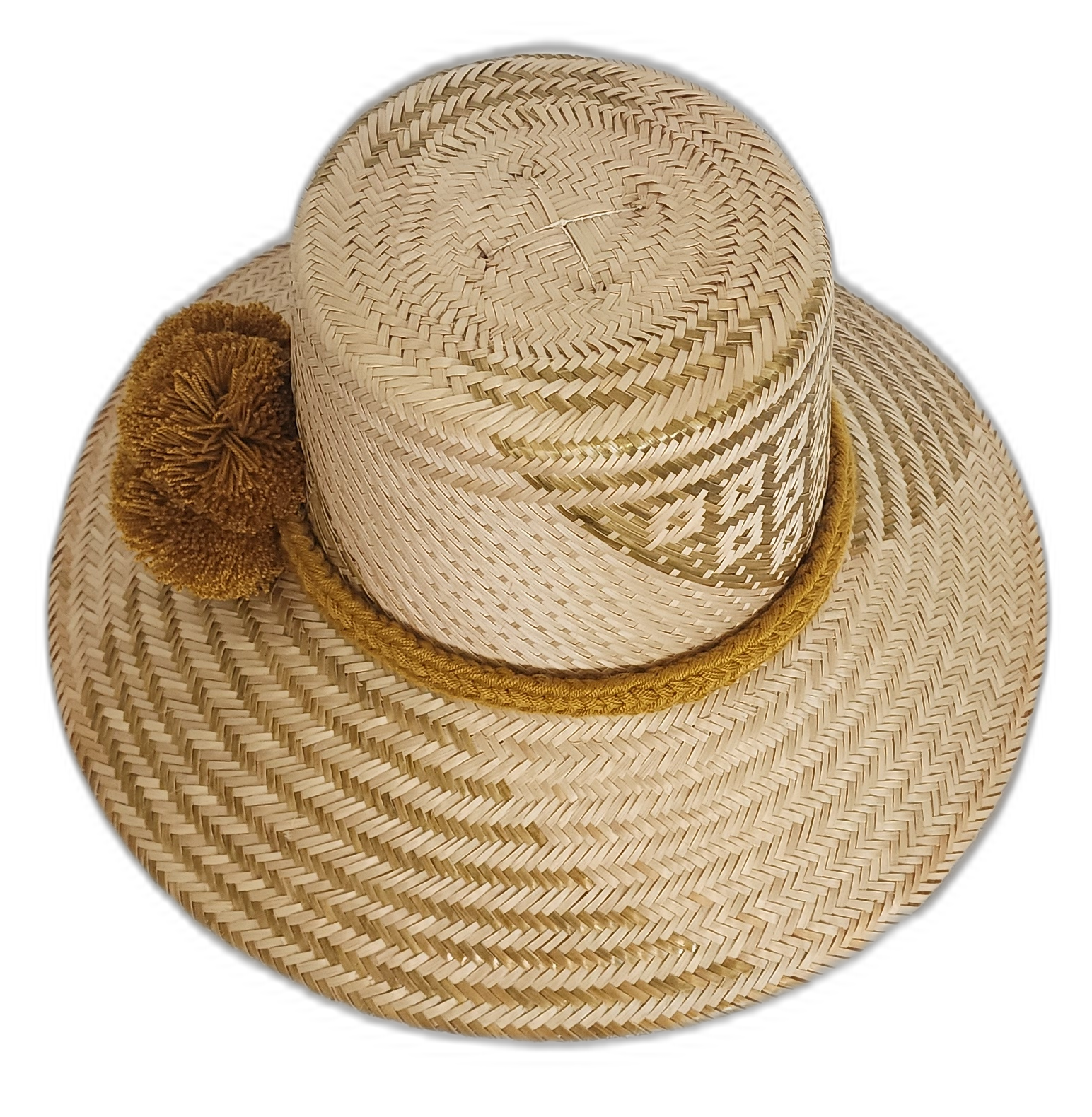 Minimalist Wayuu hat featuring natural weave and earthy brown details