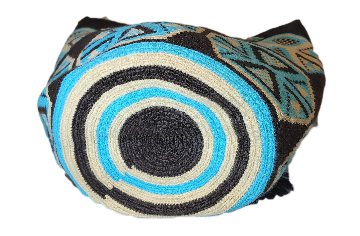 Bohemian handmade Wayuu bag featuring triangle patterns and braided strap.