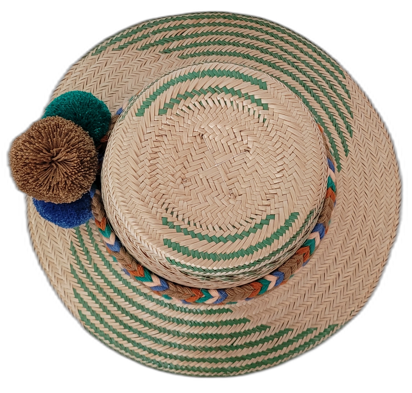 Boho chic handmade hat from Wuitusu with colorful flair and traditional Wayuu design

