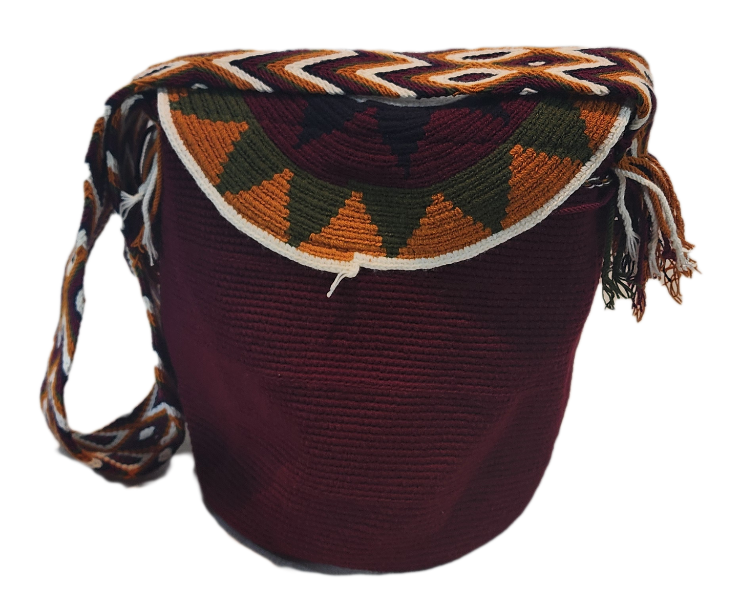 "Colorful handcrafted Wuitusu Wayuu crochet bag with lid, featuring intricate patterns and a blend of vibrant colors."