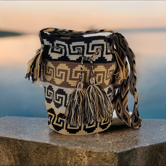 "Colorful handmade Crochet Wayuu bag crafted by Wuitusu artisans, featuring intricate traditional patterns and vibrant design