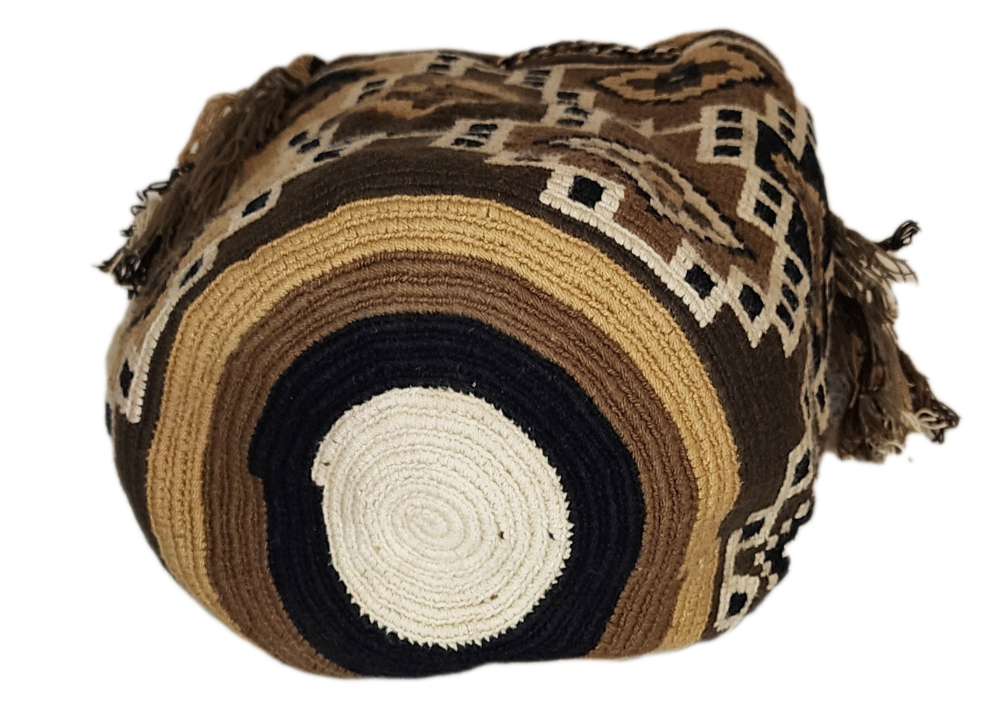 "Colorful handmade crochet Wayuu bag featuring geometric patterns, made by indigenous artisans, adjustable for shoulder or cr