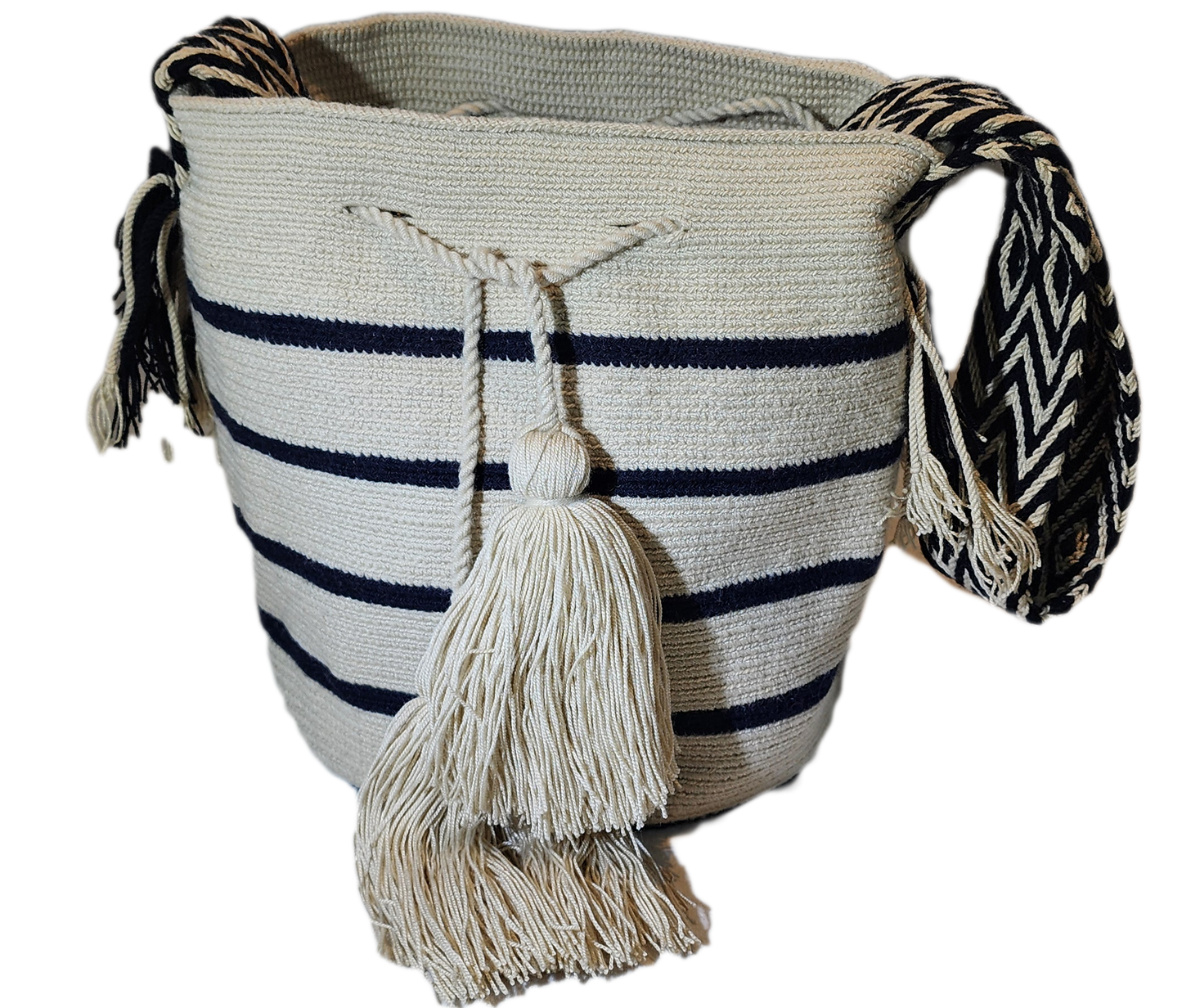 "Colorful handmade Wayuu crochet bag with intricate geometric patterns, showcasing traditional craftsmanship and ethical fash