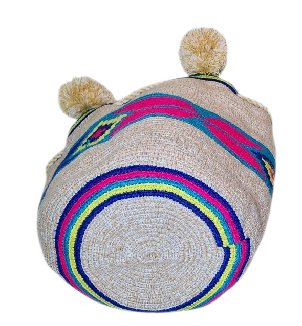 "Colorful Wuitusu Wayuu crochet bag with a short handle, showcasing vibrant, artisanal patterns and handmade by Wayuu artisan