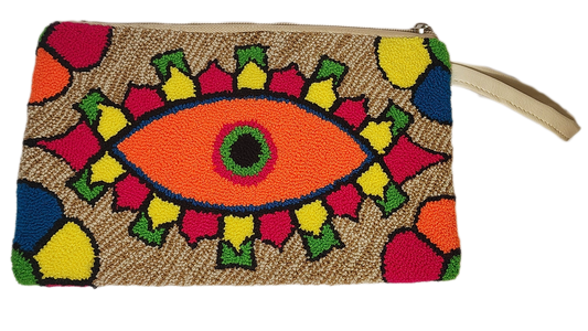 "Colorful Wuitusu Wayuu Needle Punch Clutch, handmade with vibrant needle punch patterns by Wayuu artisans, featuring a secur