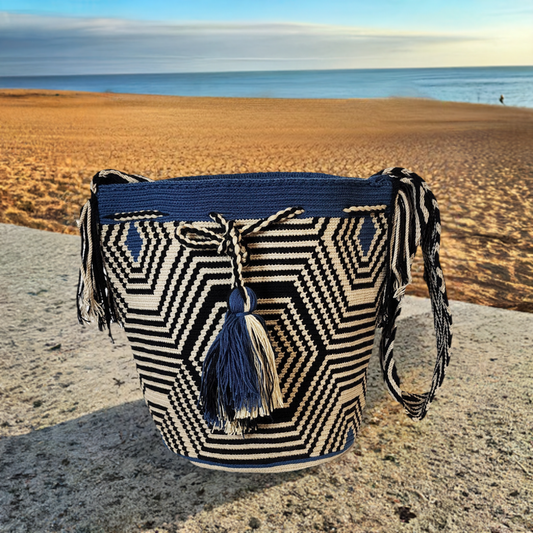 Jayleen Large Handmade Crochet Wayuu Mochila Bag - Wuitusu