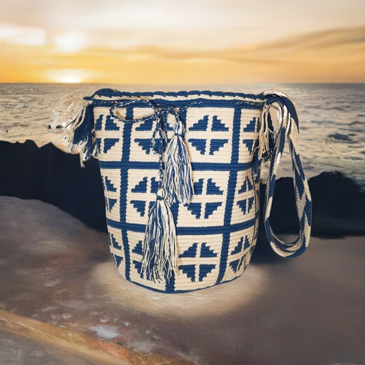 Arya Large Handmade Crochet Wayuu Mochila Bag - Wuitusu