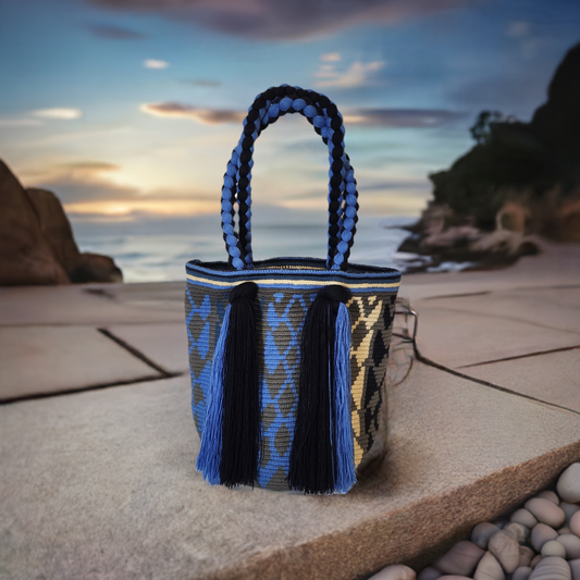 Kadence Large Waterfall Purse - Wuitusu