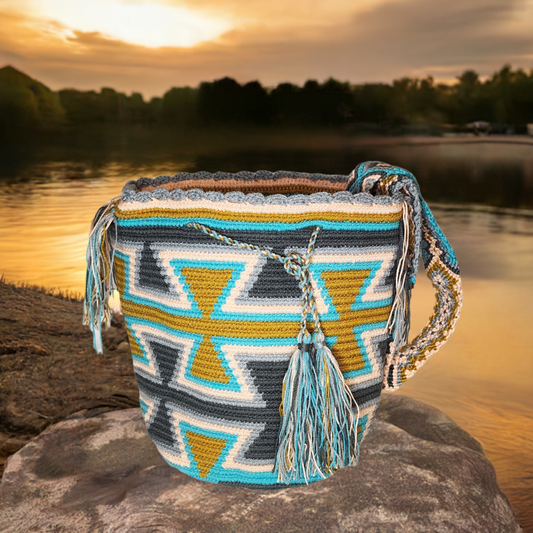 Morgan Medium Handmade Crochet Handbag - Wuitusu