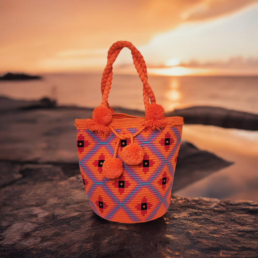 Scout Large Crochet  Handmade Wayuu Mochila Bag With Short Handle - Wuitusu