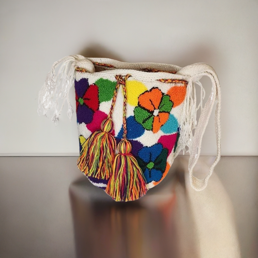 Catalina medium Handmade Punch-needle Wayuu Mochila Bag