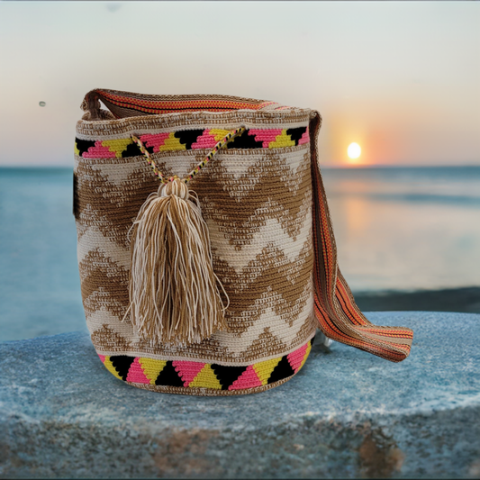 Elle Large Handmade Wayuu Mochila bag - Wuitusu