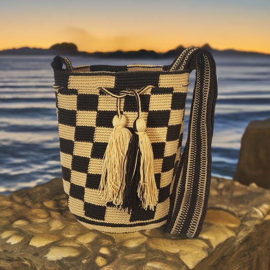 Amelia Medium Size Mochila Bag - Wuitusu