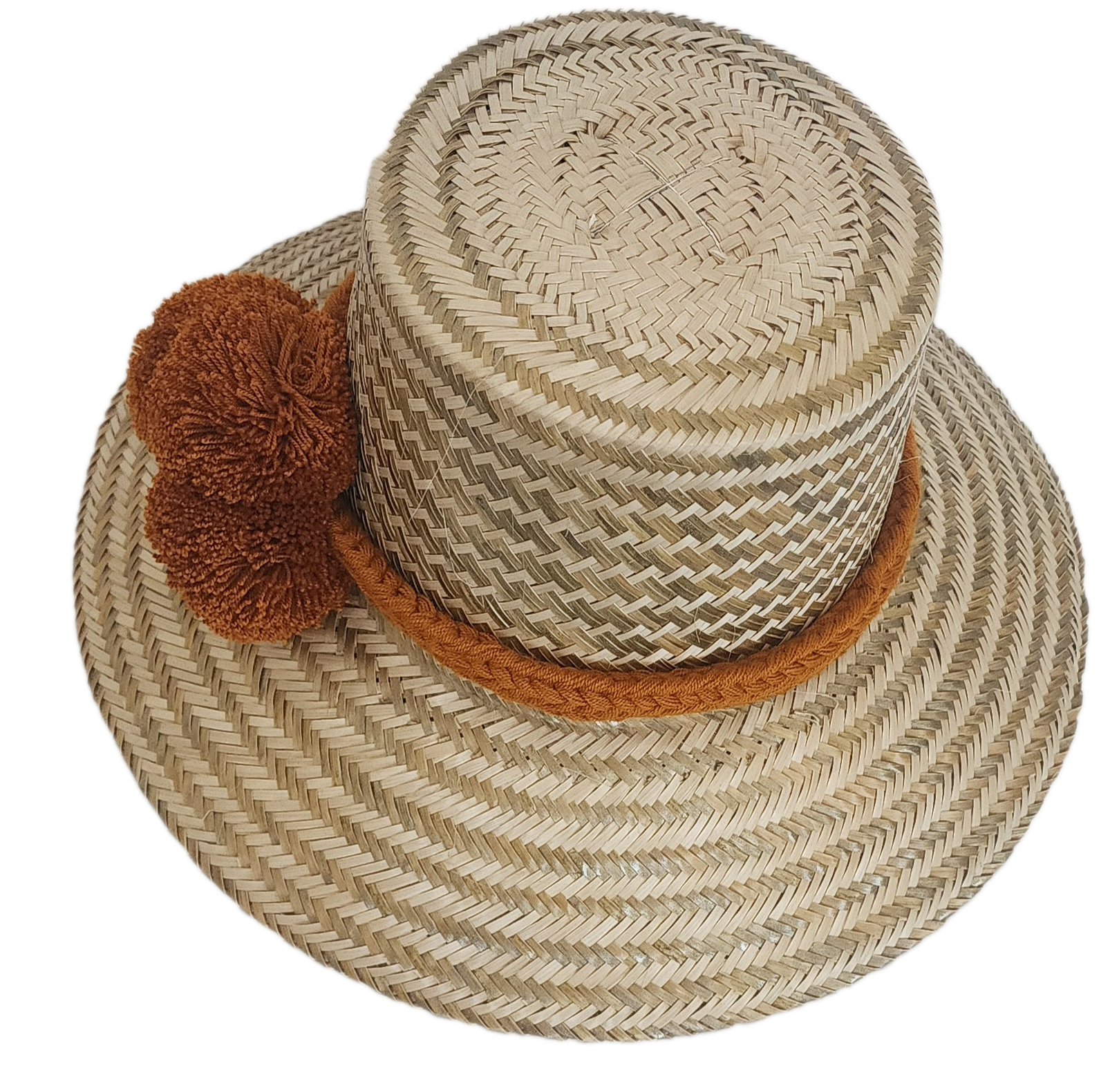Handwoven Wayuu hat with neutral brown details — straw base, braided band, and pom-poms. Handmade and bohemian.