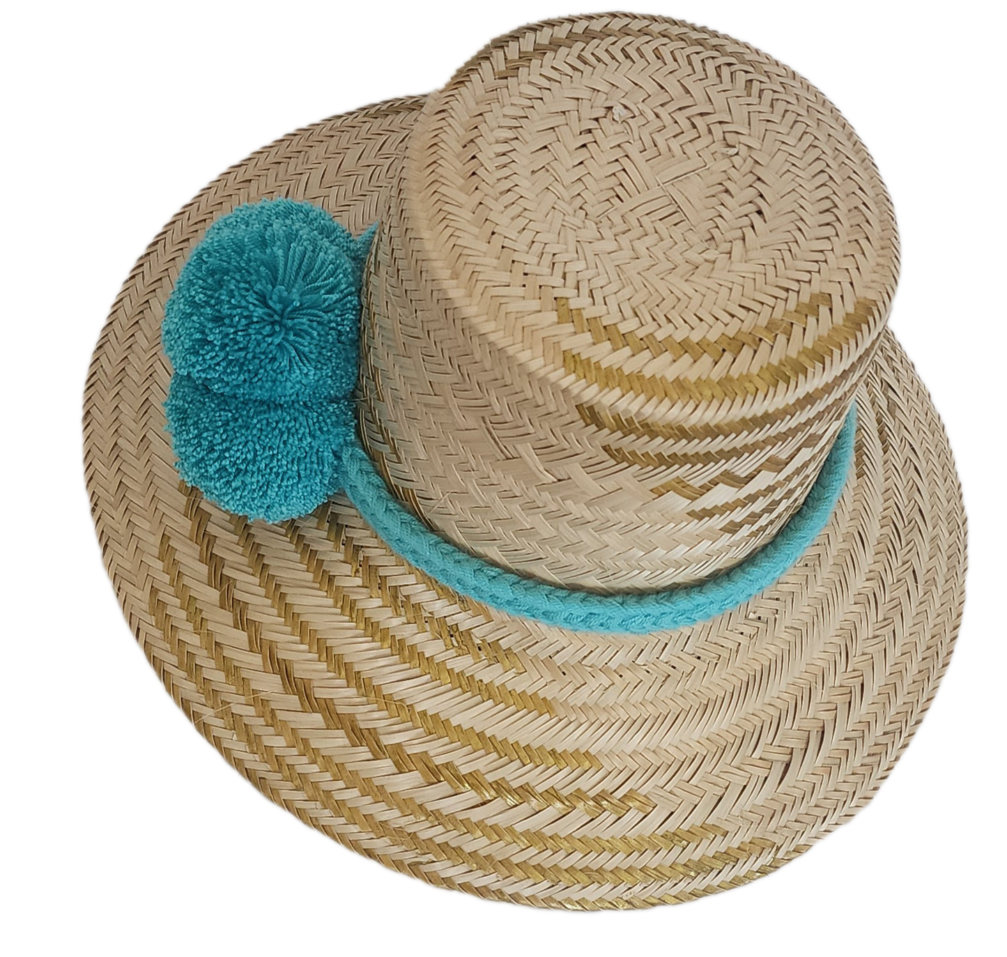 Boho Wayuu hat with soft turquoise details on natural straw — playful, simple, and handmade.