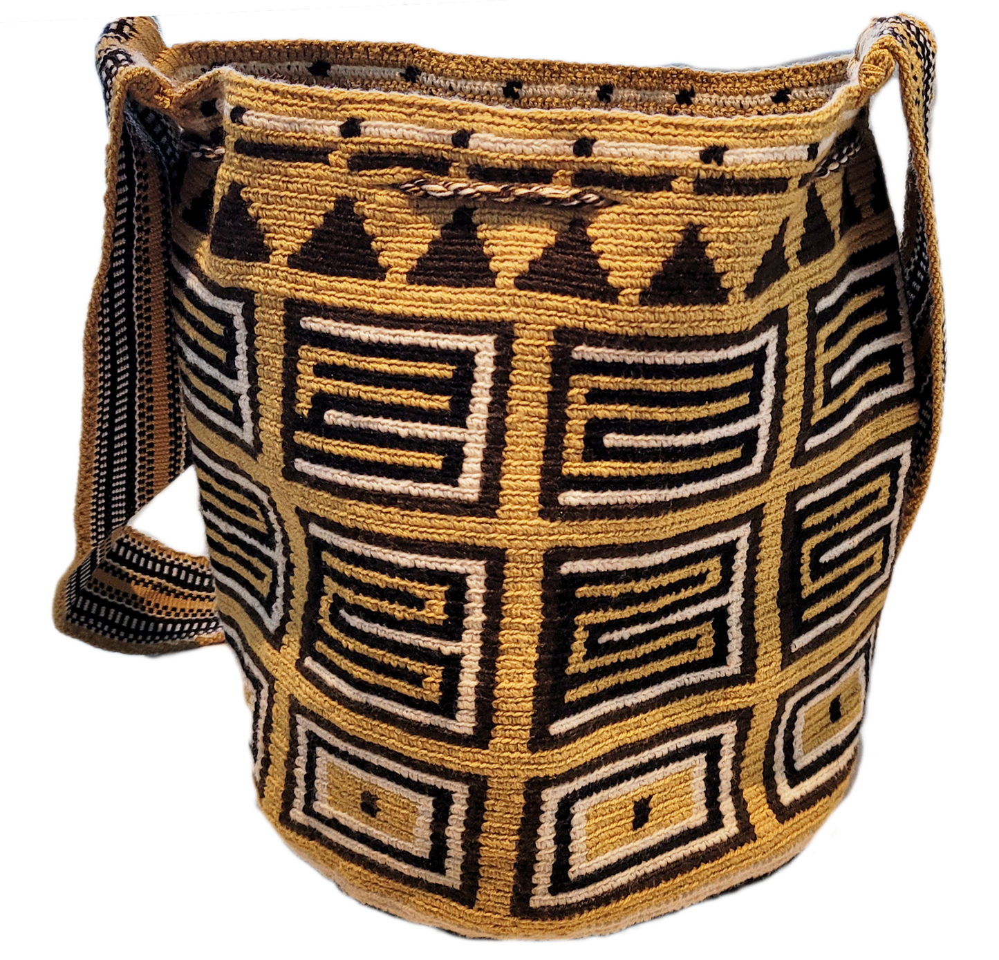 "Handmade Paleteada Crochet Wayuu Bag featuring colorful patterns and intricate designs, crafted by Wuitusu artisans."