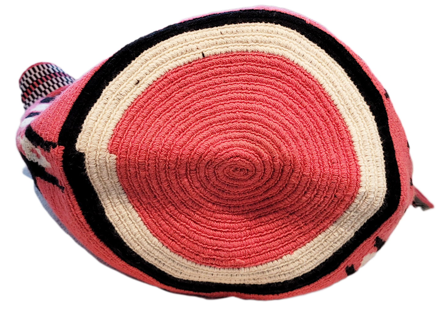 "Handmade Paleteada Crochet Wayuu Bag with colorful geometric patterns, crafted by the Wayuu tribes, featuring a versatile st