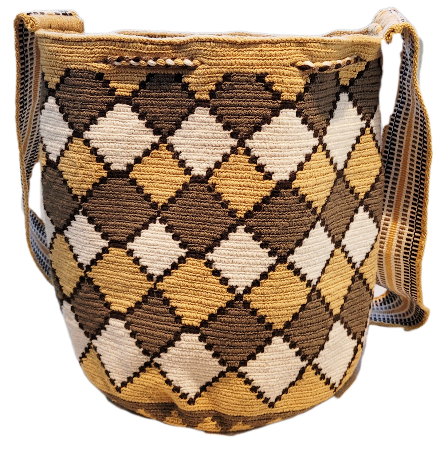 "Handmade Paleteada Crochet Wayuu Bag with vibrant, intricate geometric patterns and metallic threads, crafted by Wayuu artis