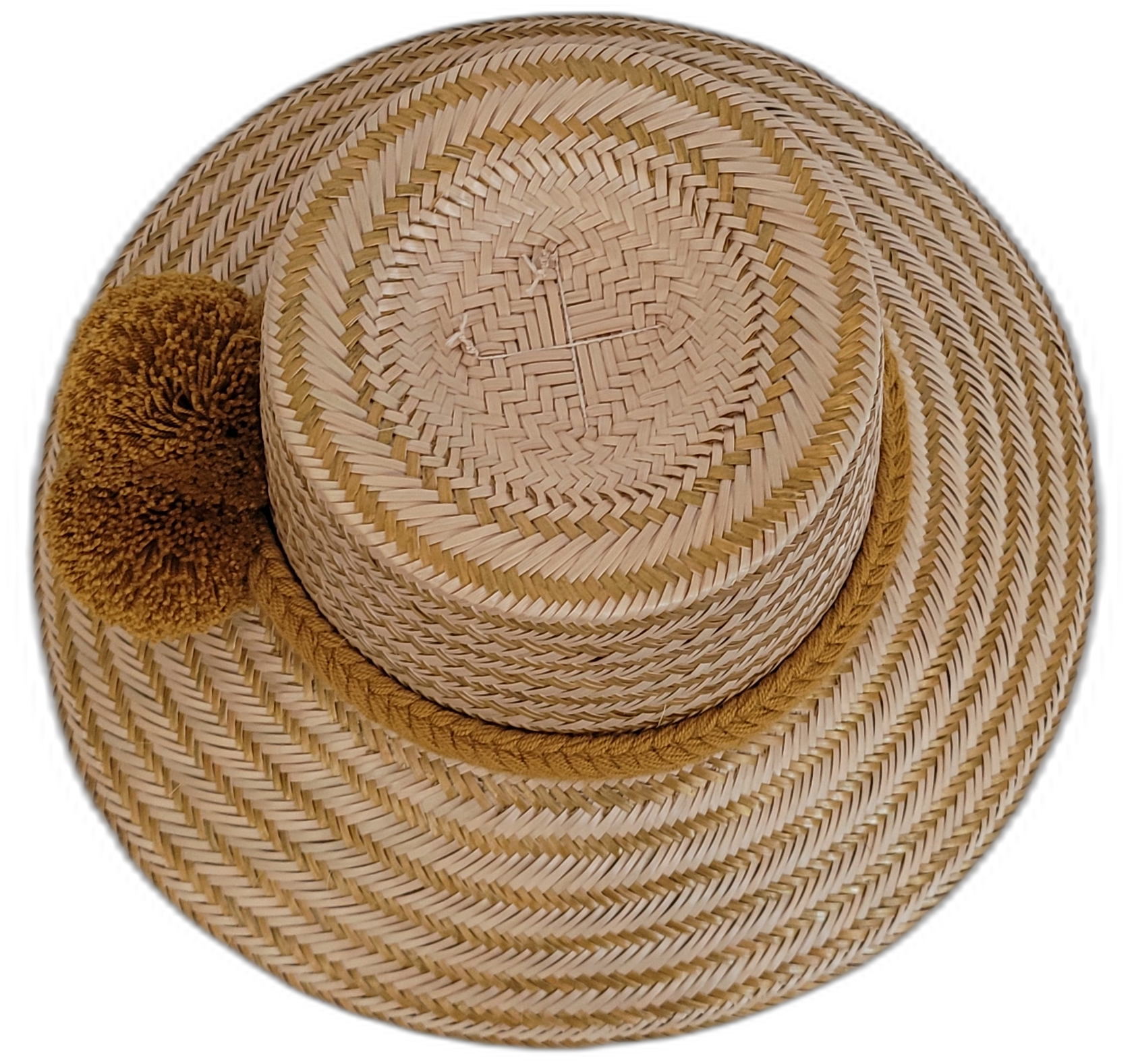 Elegant boho handmade Wayuu hat in natural straw with olive-ochre.

