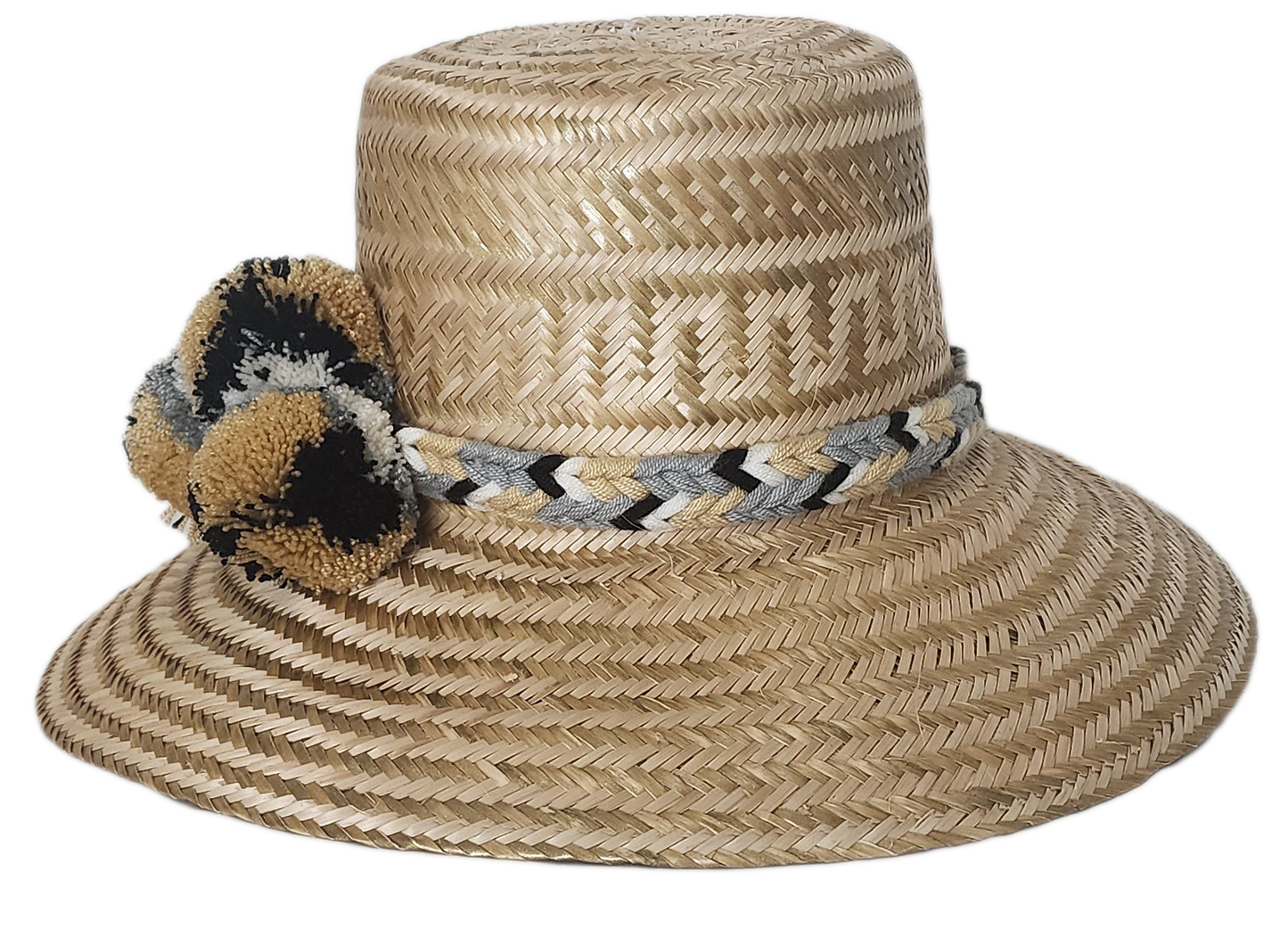 Fashion accessory hat handcrafted by Wayuu artisans from Iraca palm.
