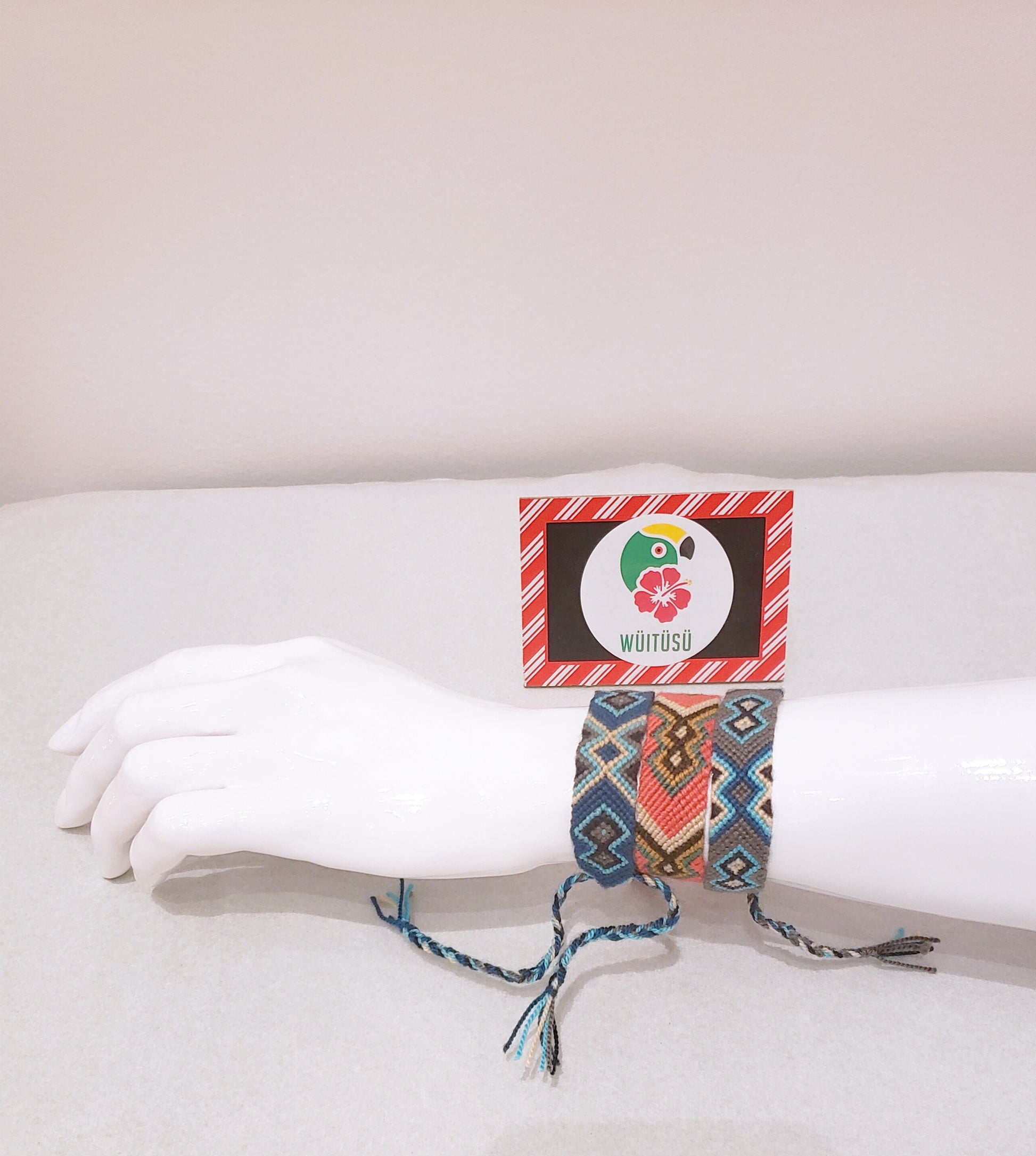 1 Pack of Three Pastel Wayuu Handmade Bracelets - Wuitusu